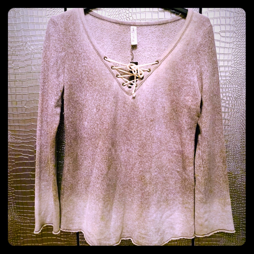 Plush and Lush Ombre Organic Sweater NWT XL V Neck
